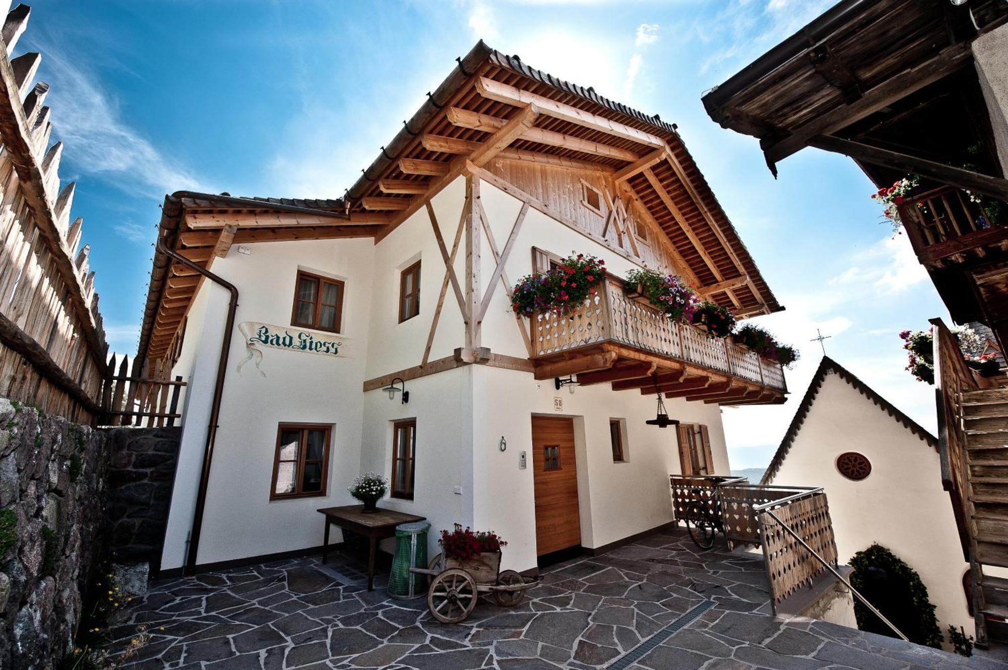 Gasthaus Bad Siess Longostagno ภายนอก รูปภาพ